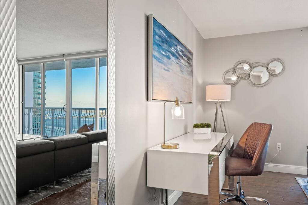 Appartamento Ocean View 35th Floor, In The Heart Of *